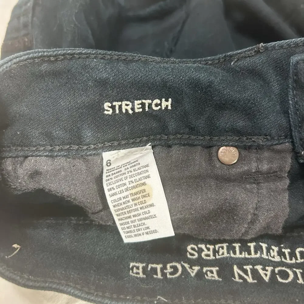 American Eagle Black Distressed Denim Cutoff Shorts High Rise Size 6 EUC - Picture 4 of 5